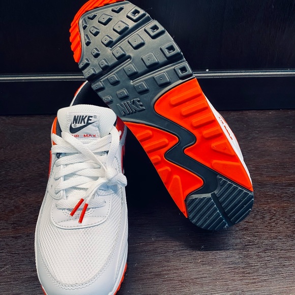 NEW Size 12 - Nike Air Max 90 White Max Orange  CLEAN - Picture 2 of 7